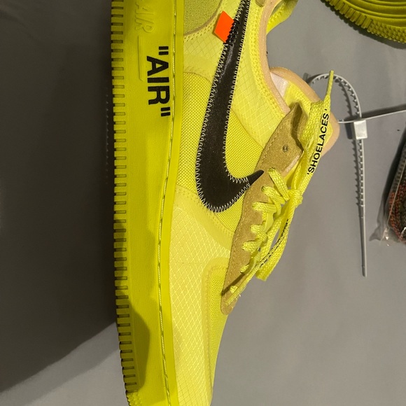 Nike Off-White Air Force 1 Volt main image 6